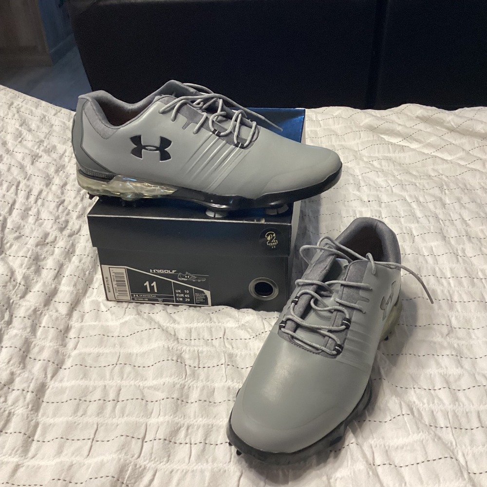 Under Armour UA Match Play Mens Golf Shoes Grey Spiked 3019893-106 Size 11 NEW